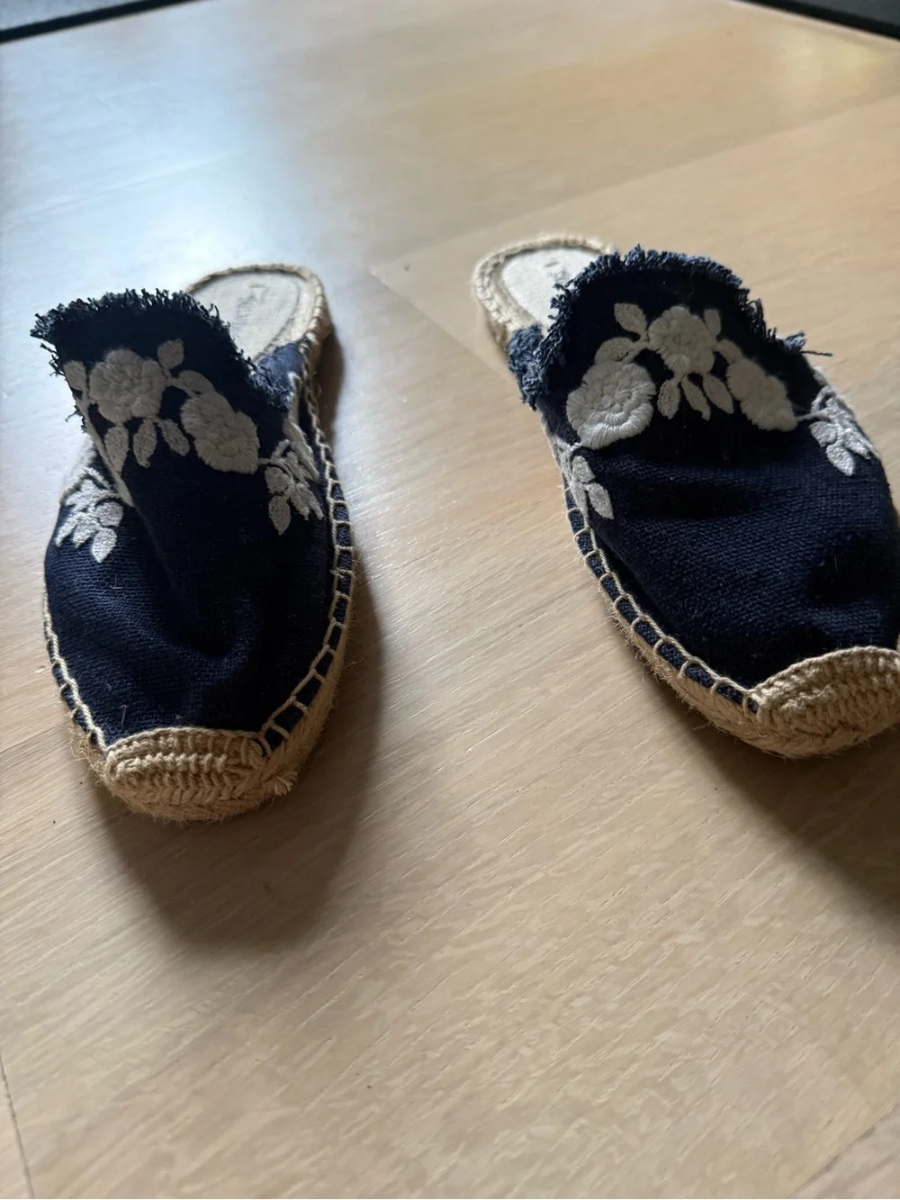 Soludos Espadrille Slide Mules with White Floral Embroidery - Women